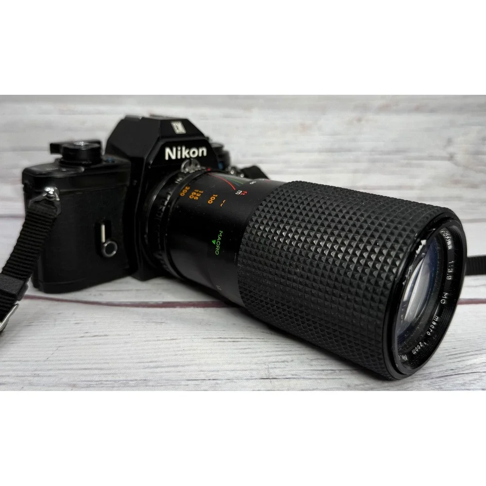 Nikon EM 35mm SLR Film Camera with Albinar ADG 80-200mm f3.9 Macro ZoomLens READ